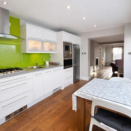 Vakantiehuis Contemporary 2bdr Retreat *