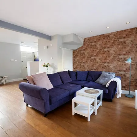 Contemporary 2bdr Retreat Dom wakacyjny *